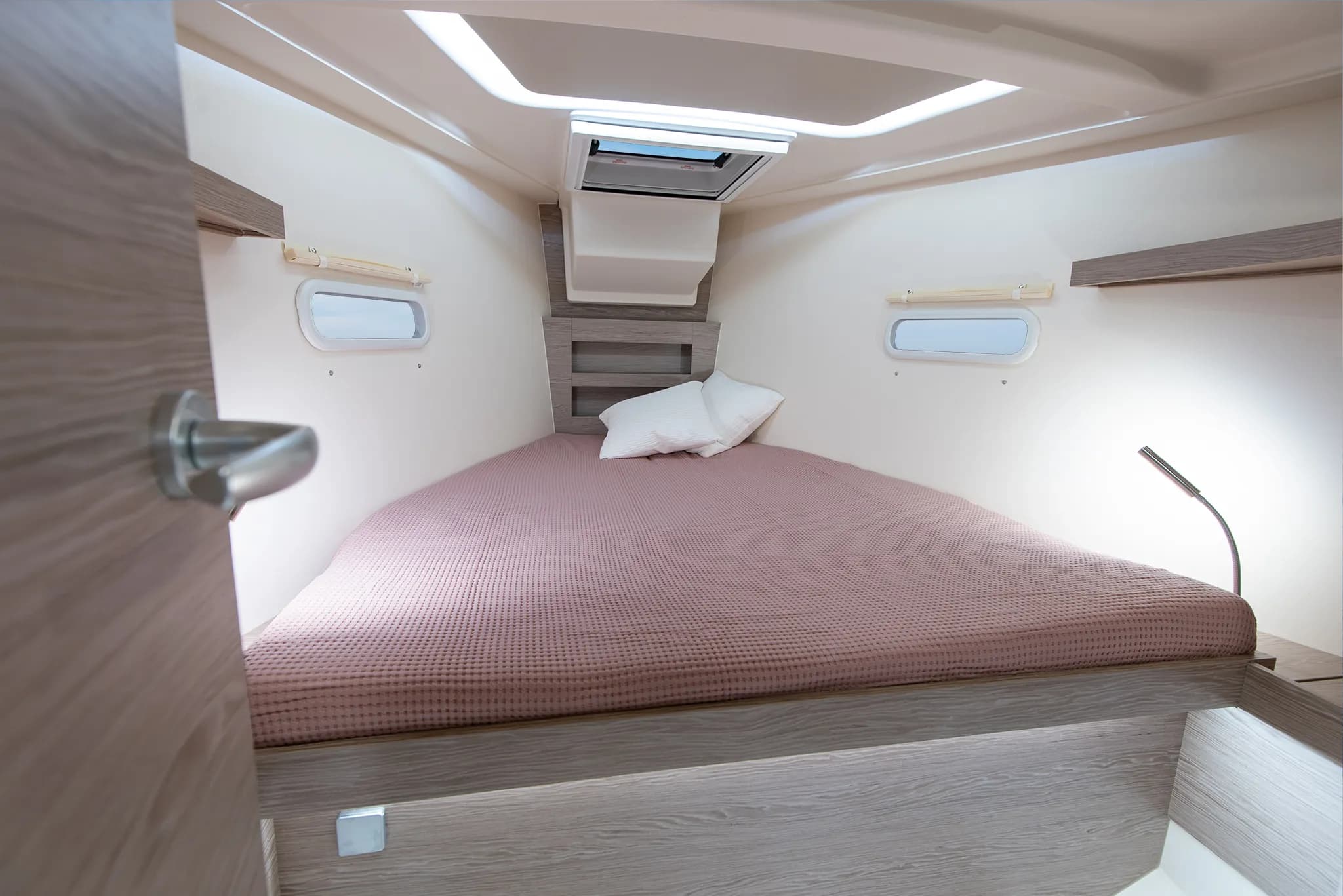 Hanse 388 Interior: The Master Cabin